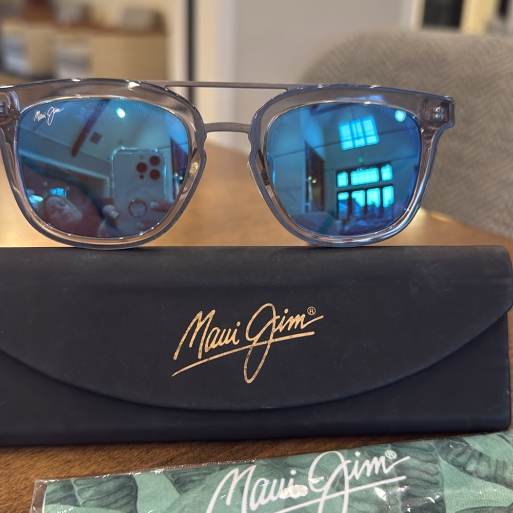 Maui Jim UNISEX brand new sunglasses - Picture 3 of 3